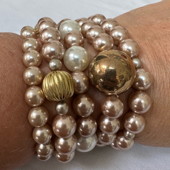 Set of 9 vintage stretch bead bracelets - Picture 6 of 8